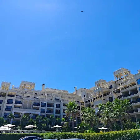 Argisht Marina Lux Apt606 公寓